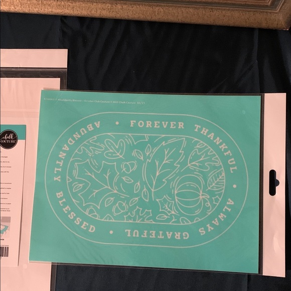 Set of Two NIP Chalk Couture Stencils, Size B - Picture 3 of 3